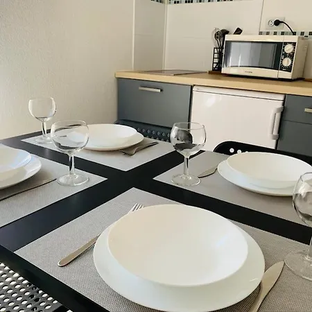 Apartament Avec Cuisine Au Centre Wifi *