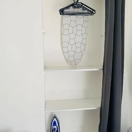 Avec Cuisine Au Centre Wifi Apartament Montluçon
